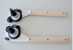 SPECIAL MANUAL EQUIPMENT FOR BENDING COPPER STRAP